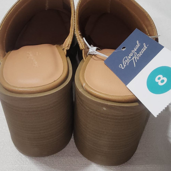 universal thread Women's clogs-size 8 - Picture 3 of 9